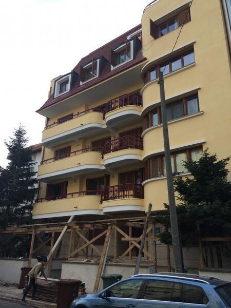 Aviatorilor, inchiriez spatiu de birouri, 125 mp, 1.900 euro.